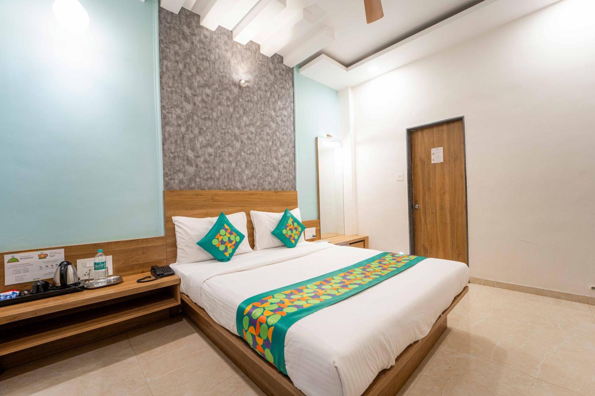 Treebo Winter Town Venna Lake Mahabaleshwar Exterior photo