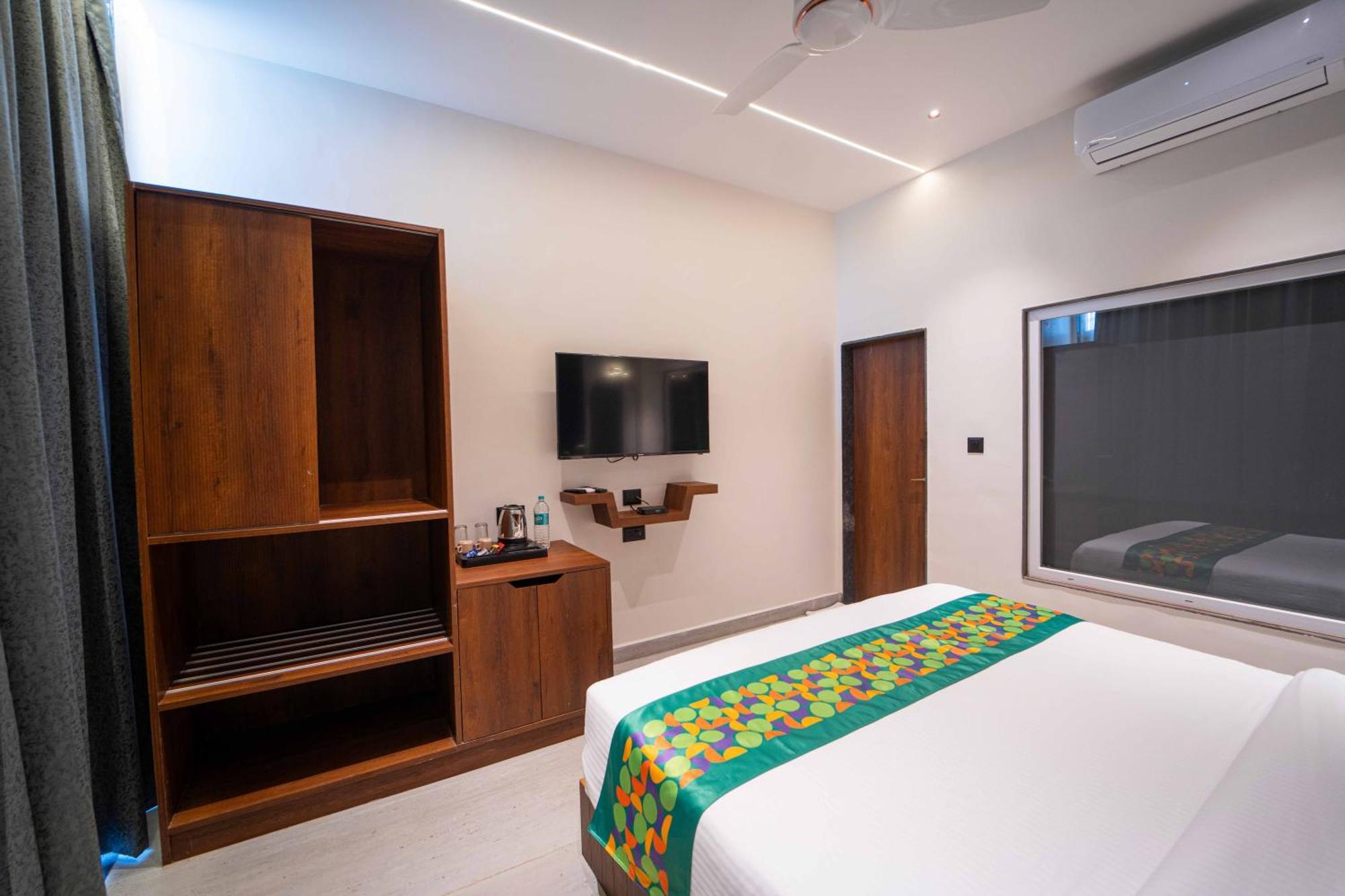 Treebo Winter Town Venna Lake Mahabaleshwar Exterior photo