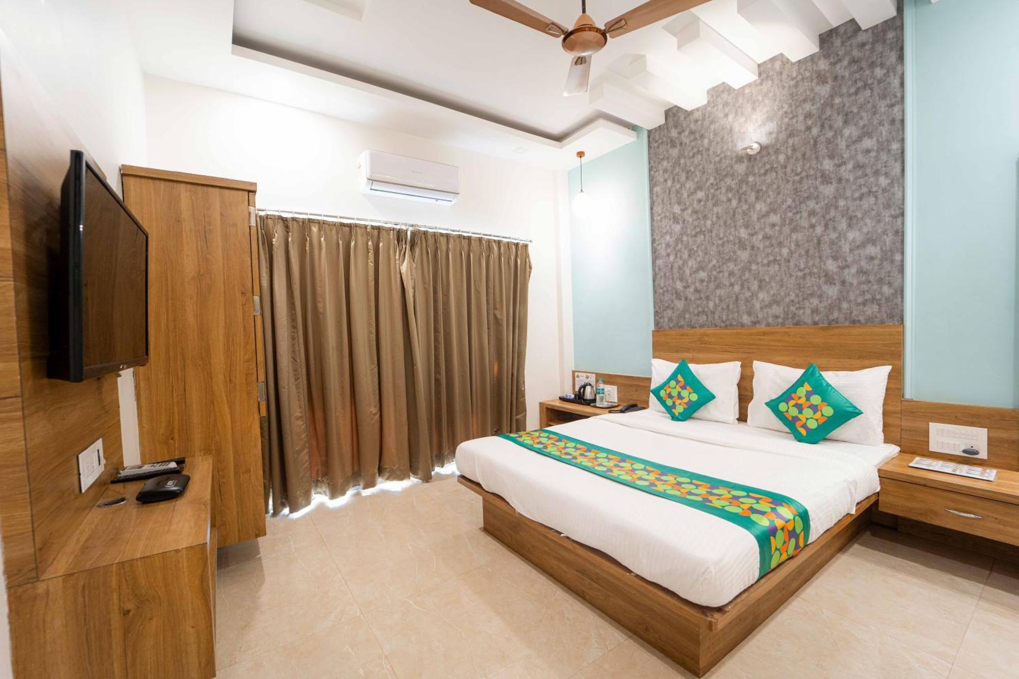 Treebo Winter Town Venna Lake Mahabaleshwar Exterior photo