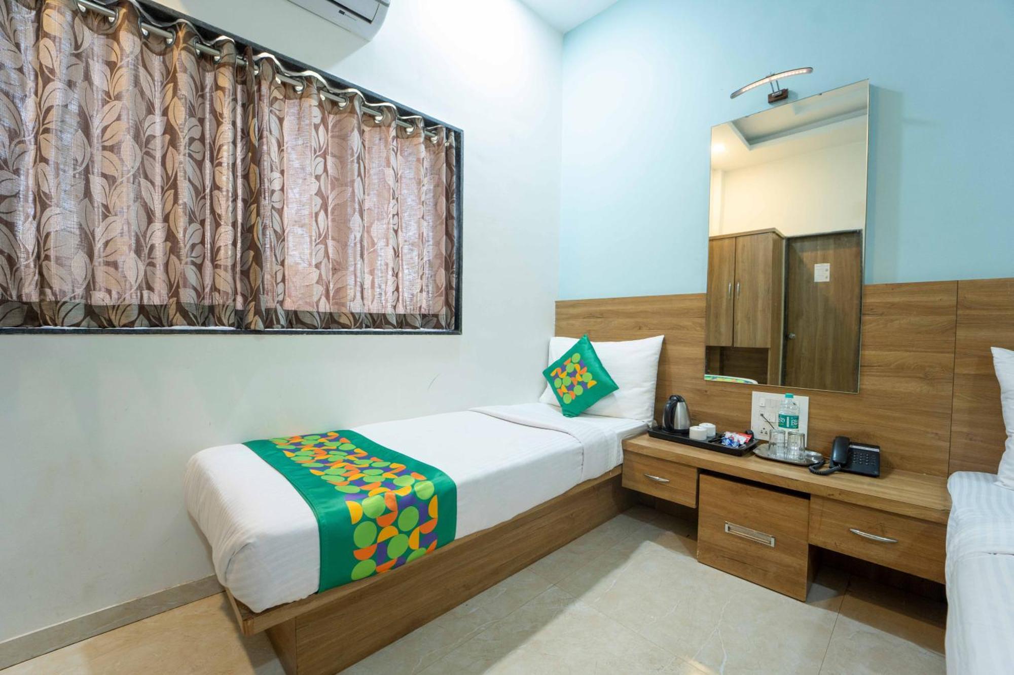 Treebo Winter Town Venna Lake Mahabaleshwar Exterior photo