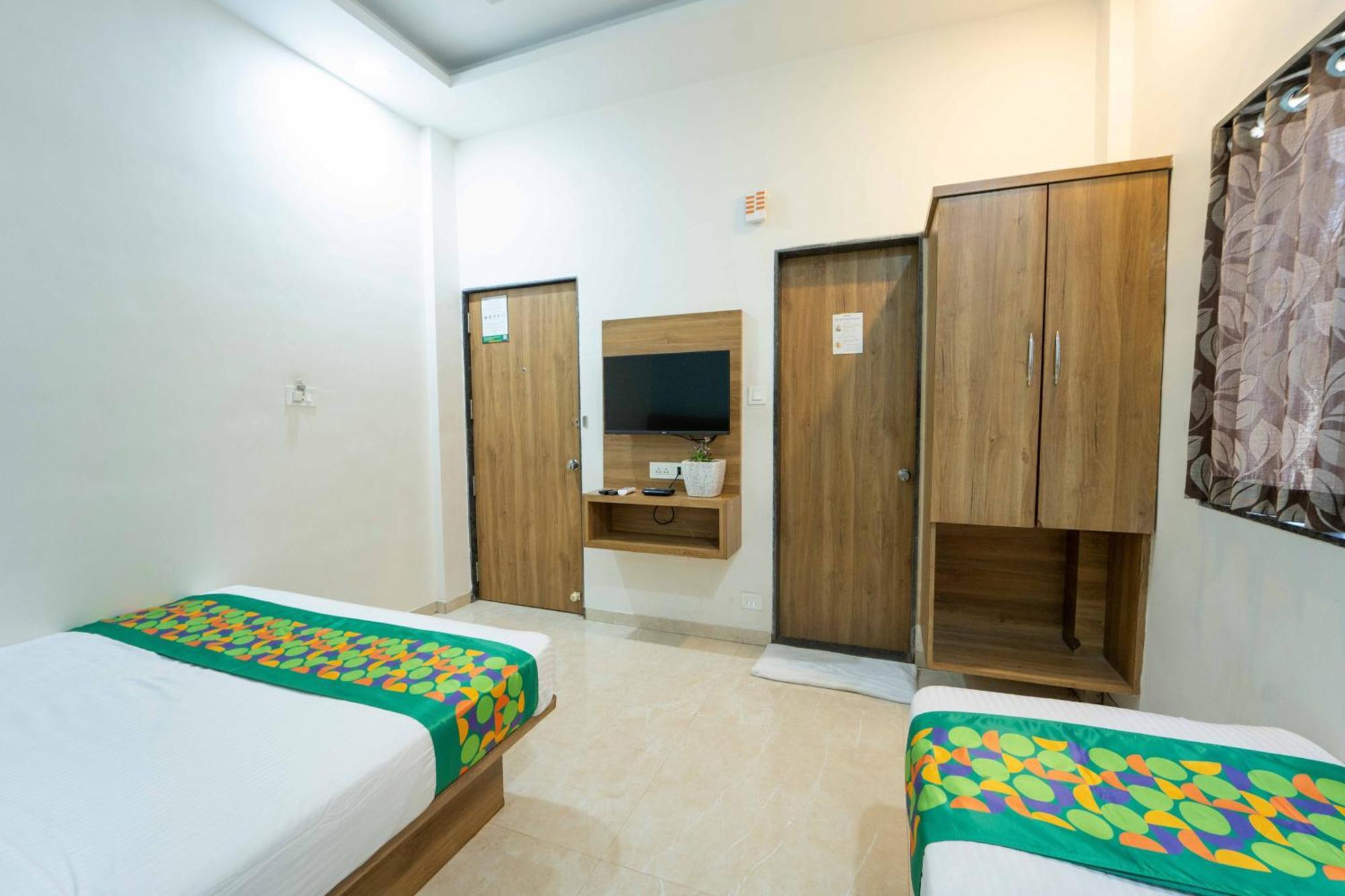 Treebo Winter Town Venna Lake Mahabaleshwar Exterior photo